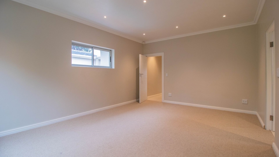 To Let 3 Bedroom Property for Rent in Bishopscourt Western Cape